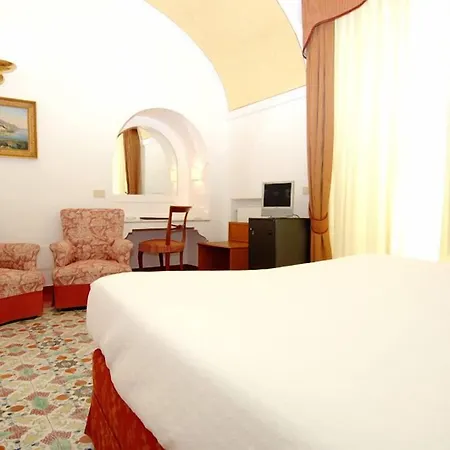Luna Convento Hotel